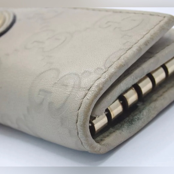 GUCCI Guccissima Heart 6-Key Holder Leather Case ๐โฅ๏ธ๐ฅ - Picture 13 of 16